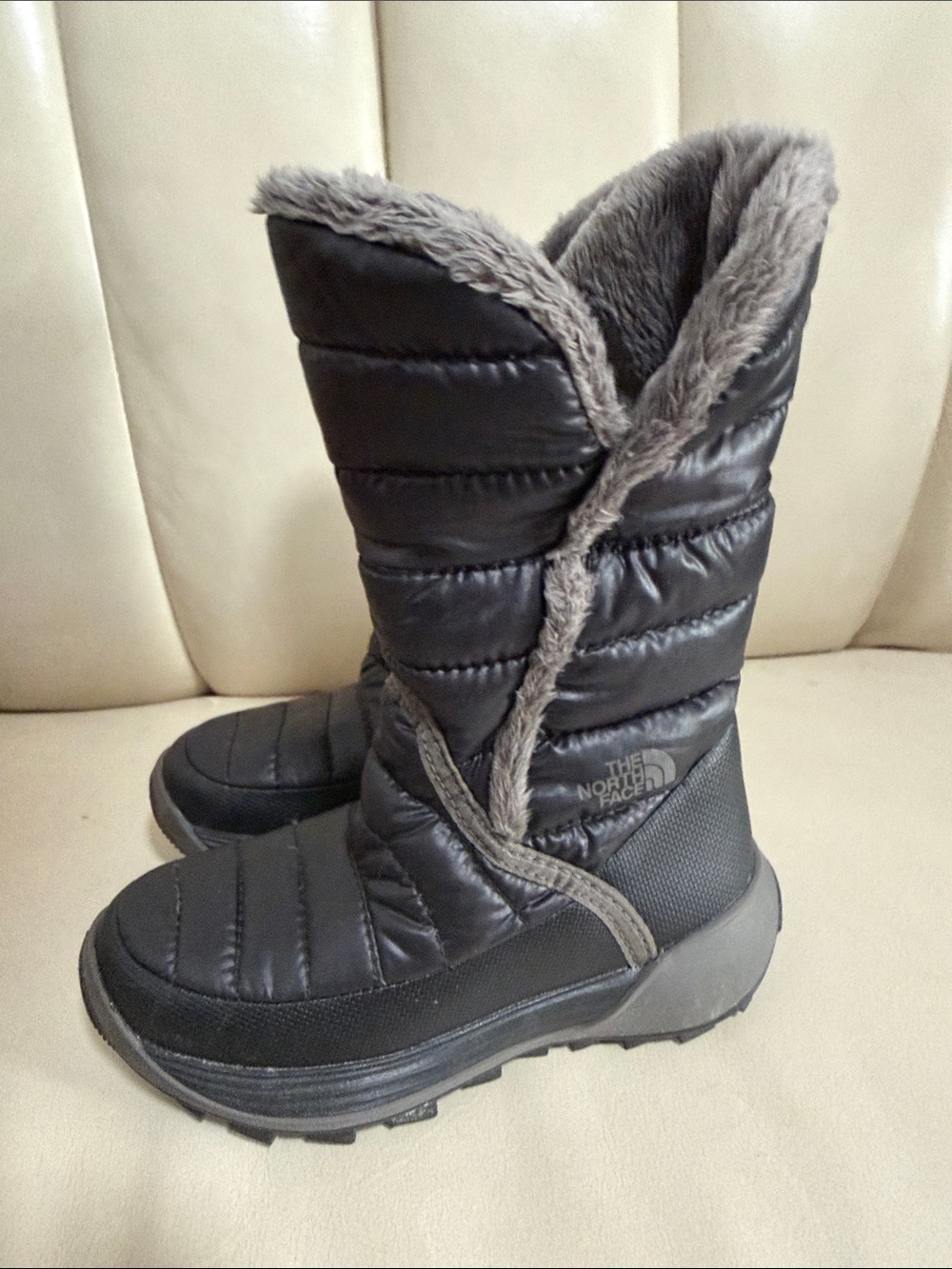 The North Face Women's Gray Quilted Faux-Fur Winter Boots